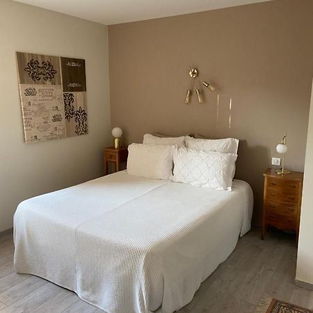 Les Chambres De L'Aigronne Le Petit-Pressigny Bagian luar foto