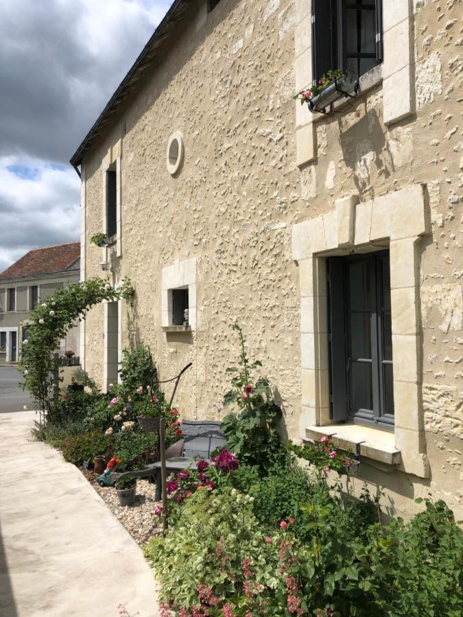 Les Chambres De L'Aigronne Le Petit-Pressigny Bagian luar foto